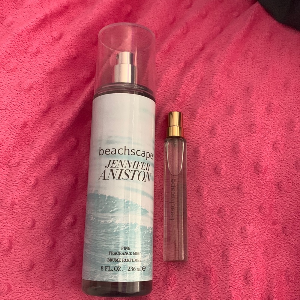 Jennifer Aniston beach scape perfume